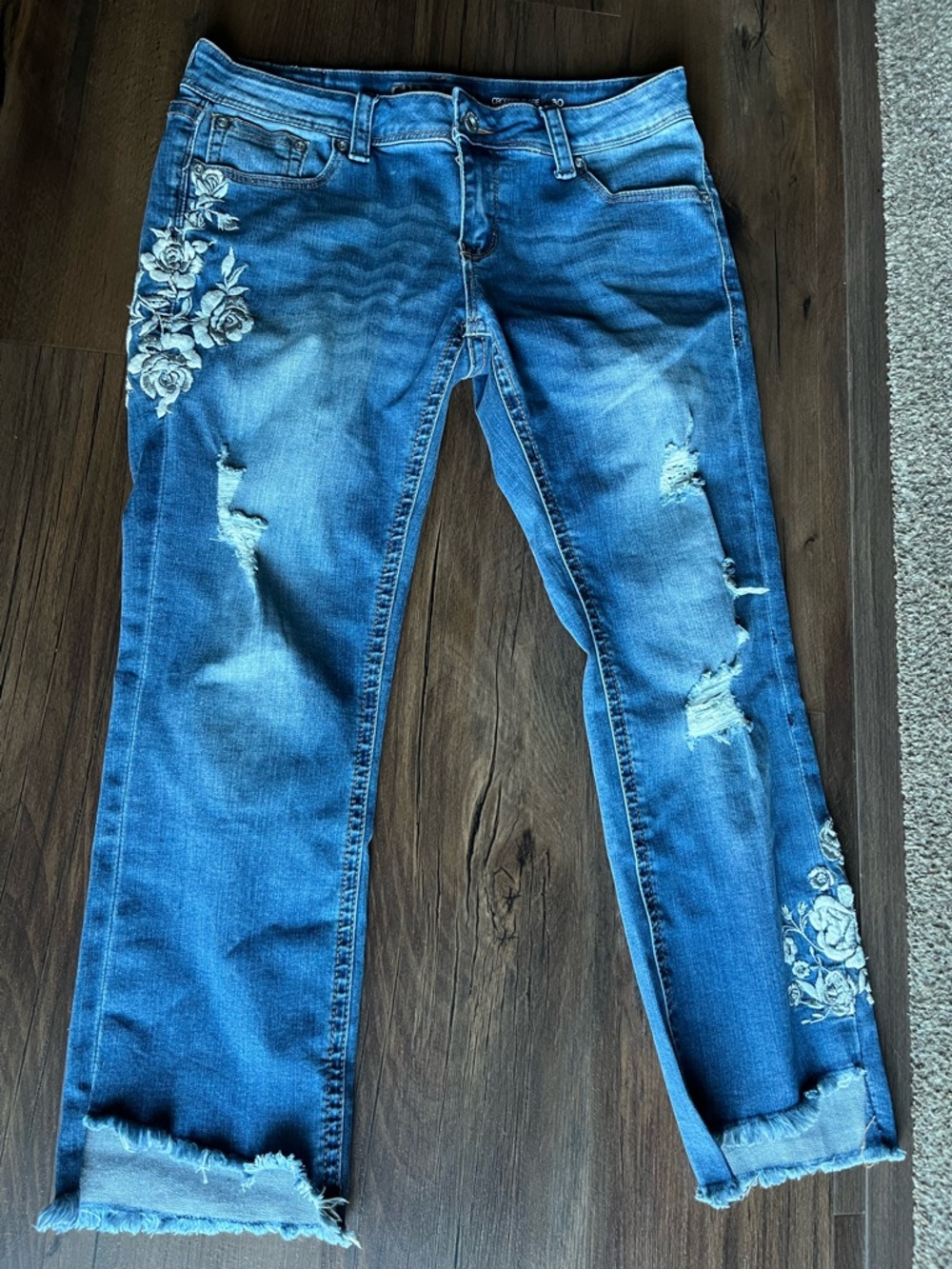 Grace Blue Distressed Cropped Jeans with White Floral Embroidery